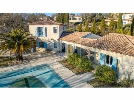 villa de luxe à vendre à séguret : 848 000 € | 228m²