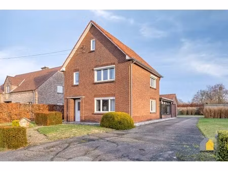 huis te koop in maaseik met 4 slaapkamers