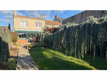 vente maison 6 pièces  146.00m²  nesmy