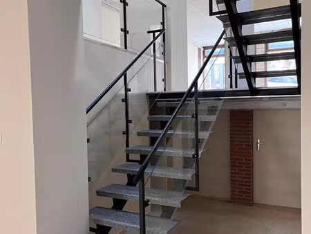 local commercial - lumineux - proche centre ville - 280 m²