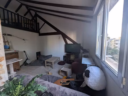 appartement 4 pièces avec stationnement