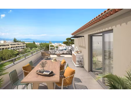appartement rooftop t4 86m2 avec terrasse de 103m2 - proximitée