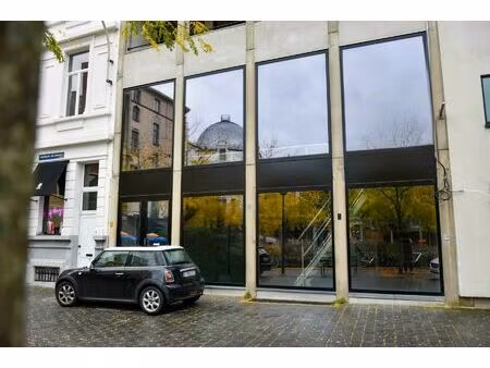 ruime en flexibele kantoorruimte op toplocatie