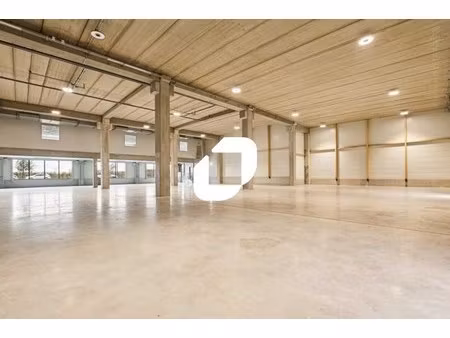 location local d'activités tremblay en france 93290