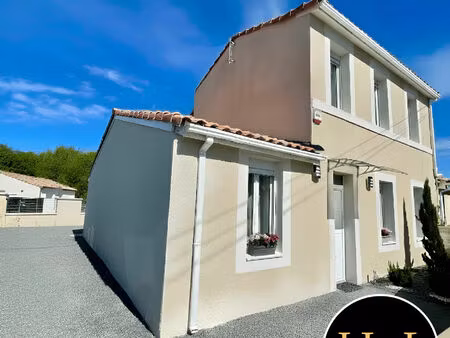 vente maison 6 pièces 158 m² avensan (33480)
