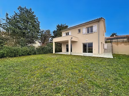 vente maison 4 pièces 92 m² grane (26400)