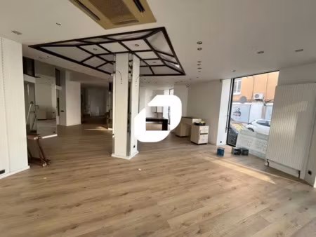 location commerce lens 62300