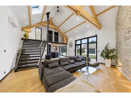 longère de caractère entièrement rénovée de 124 m²