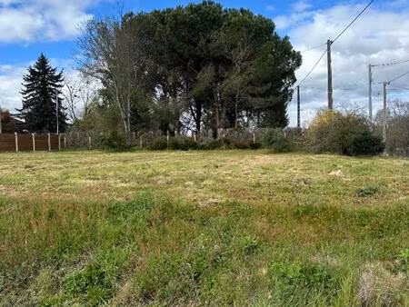 terrain à bâtir à saint-martin-du-bois (33910)