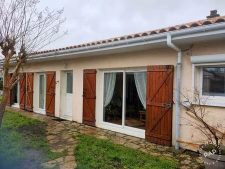 carbon-blanc (33560)