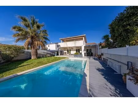 maison contemporaine t5 piscine