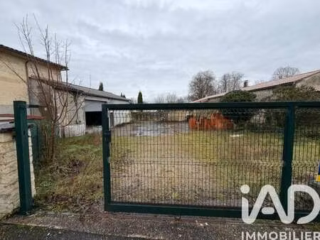 vente immeuble à virsac (33240) : à vendre / 146m² virsac