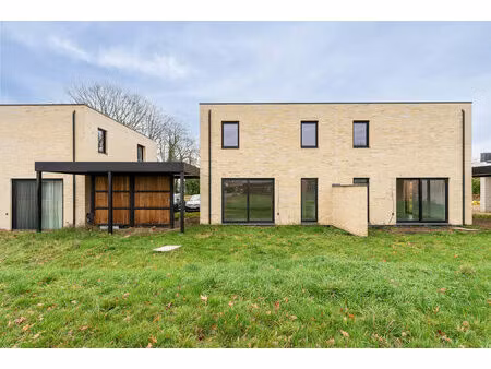 huis te koop in houthalen-helchteren met 3 slaapkamers