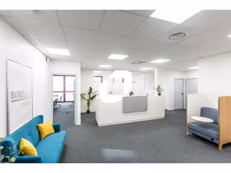 a louer  centre d'affaire saint germain en laye