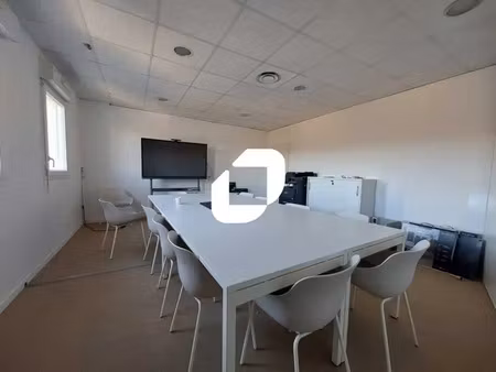 plateaux de bureaux a louer