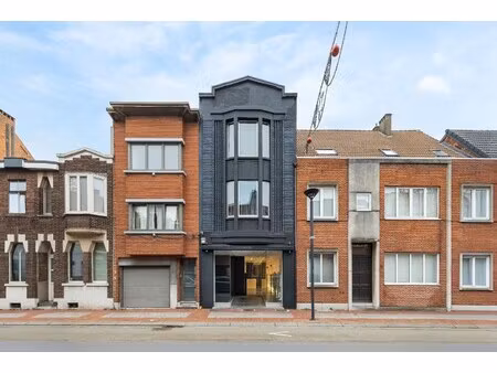 huis te koop in zwijndrecht met 3 slaapkamers