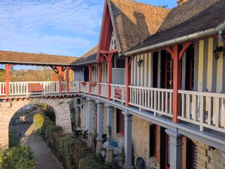 - duplex dans une résidence de standing  face à la seine-