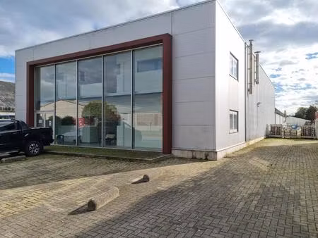 commercieel te koop in oudsbergen