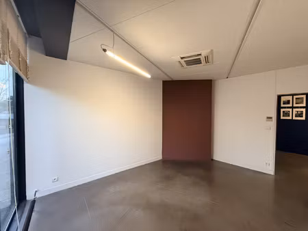location local professionnel 16m² montaigu vendee 85600