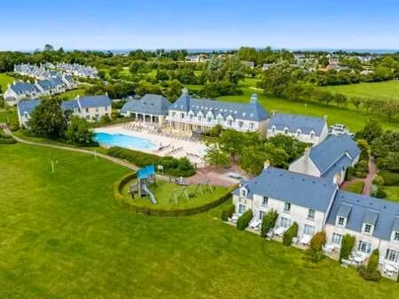 vente appartement 2 pièces piscine à port-en-bessin-huppain (14520) : à vendre 2 pièces pi