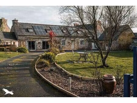 vente longère et corps de ferme à pédernec (22540) : à vendre / 111m² pédernec