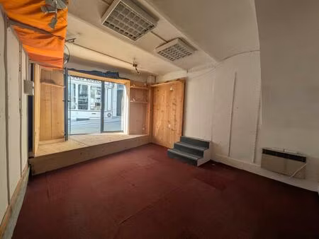 local commercial privas 27.83 m2