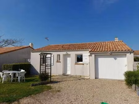 location maison à angles (85750) : à louer / 61m² angles