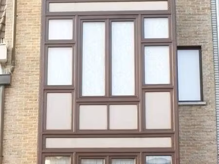 appartement à louer à houtmarkt 26 saint-trond (rbu98930)