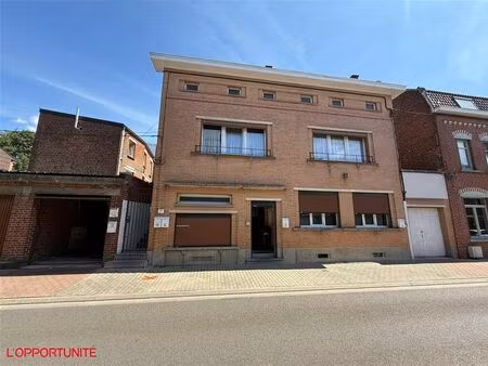 immeuble de rapport à vendre à rue jules destrée 38 trazegnies (vbd70051)
