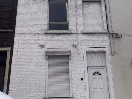 maison à vendre à appeler pour visiter le 0484104034 gilly (vbd70295)