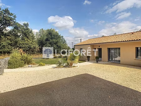 location maison - faye l'abbesse