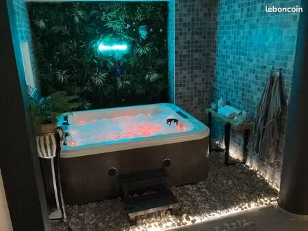 vend jacuzzi love room rentable