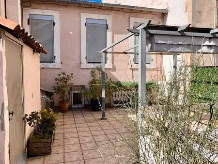 13005 quartier baille maison de ville 135m2 terrasse 32m2