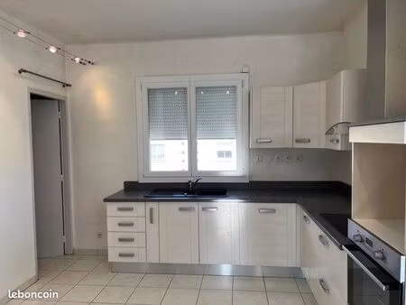 location t4 à martigues