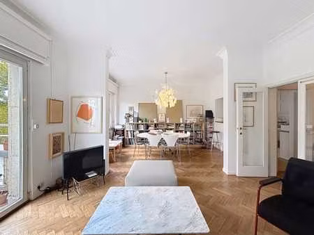 magnifique appartement 2 chambres avec terrasse et garage