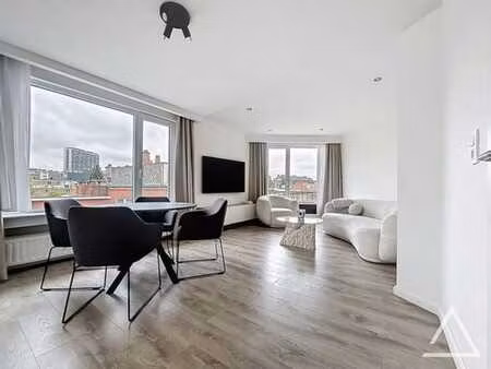 bel appartement 1 chambre - entièrement rénové