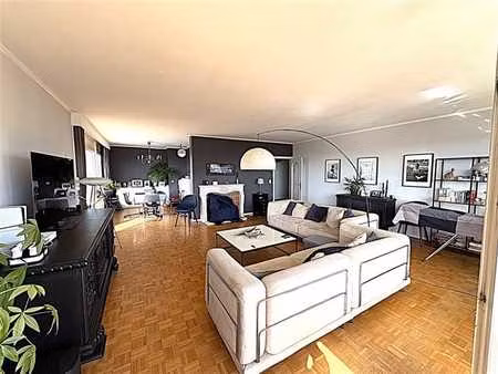 superbe appartement 3 chambres avec vues incroyables !!