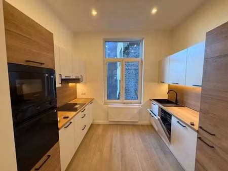 appartement triplex - 139 m² net - totalement rénové