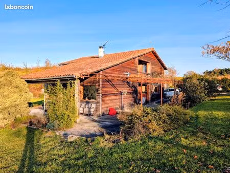 maison t4 avec dépendance sur terrain d'environ 1 hectare