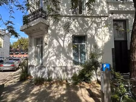 leuk 1 slaapkamer appartement met ruime buitenruimte te 2...