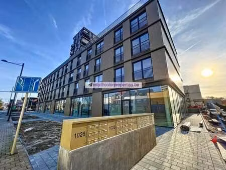 splendide studio non meublé-moderne-pkg-terrasse-cave