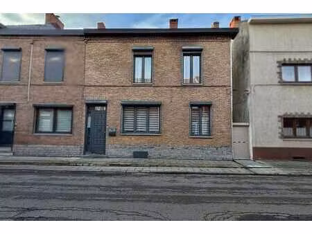 maison 3 façades proches des grands axes