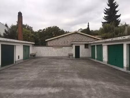 roodebeek  lot de 3 box garages