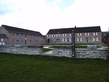 dans un lieu idyllique  spacieuse maison au confort optimal