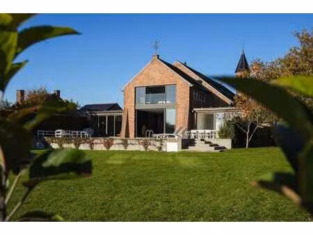 chapelle transformée en œuvre d'art !