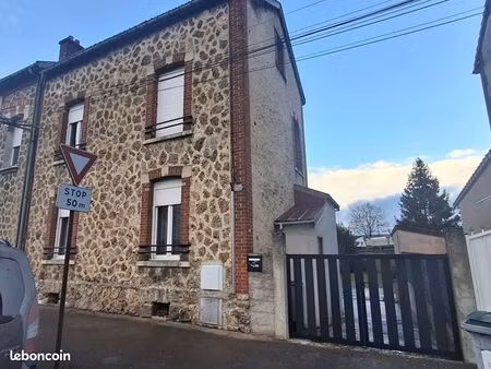 maison de ville 4 pièces 74 m²