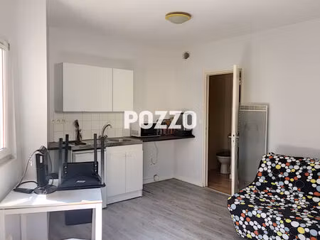location : appartement t1 meublé (24 m²) à granville