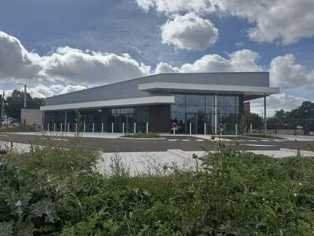 local commercial à louer