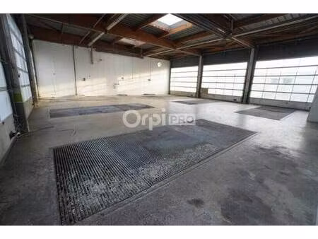 local d'activités à louer