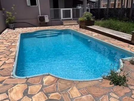 t3 piscine bas de la plaine